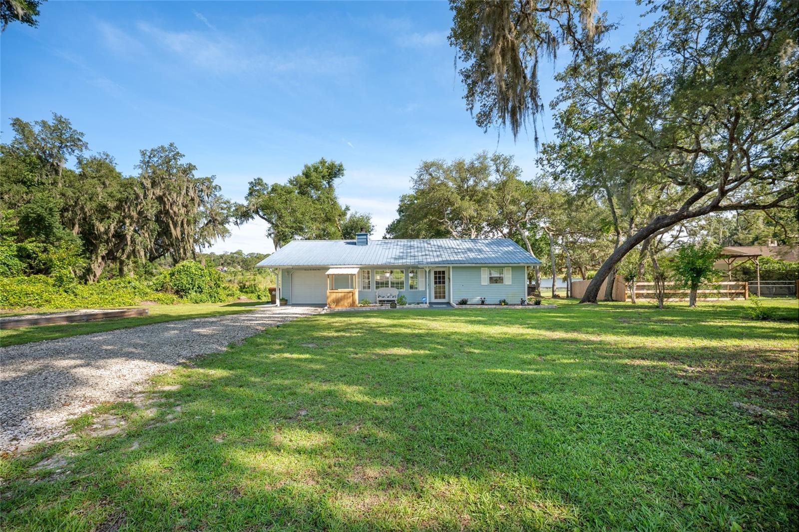 WOODS & LAKES - Residential