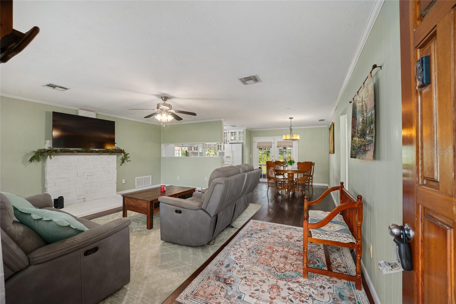 WOODS & LAKES - Residential