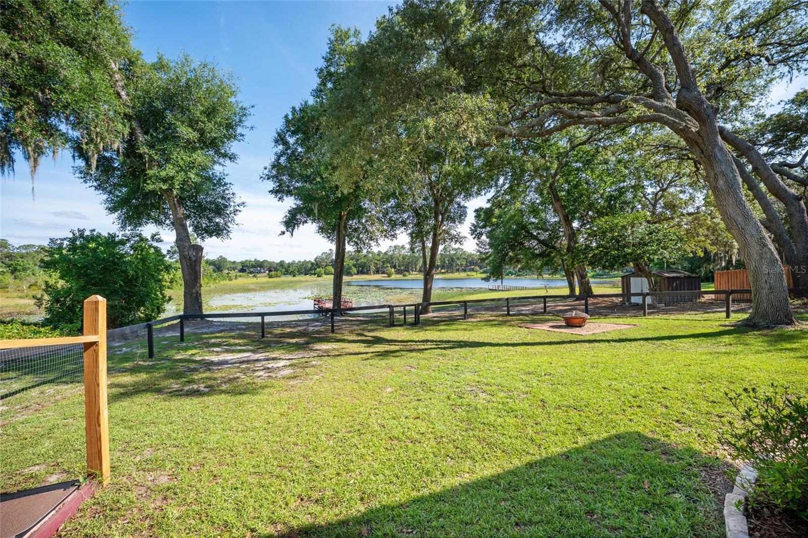 WOODS & LAKES - Residential