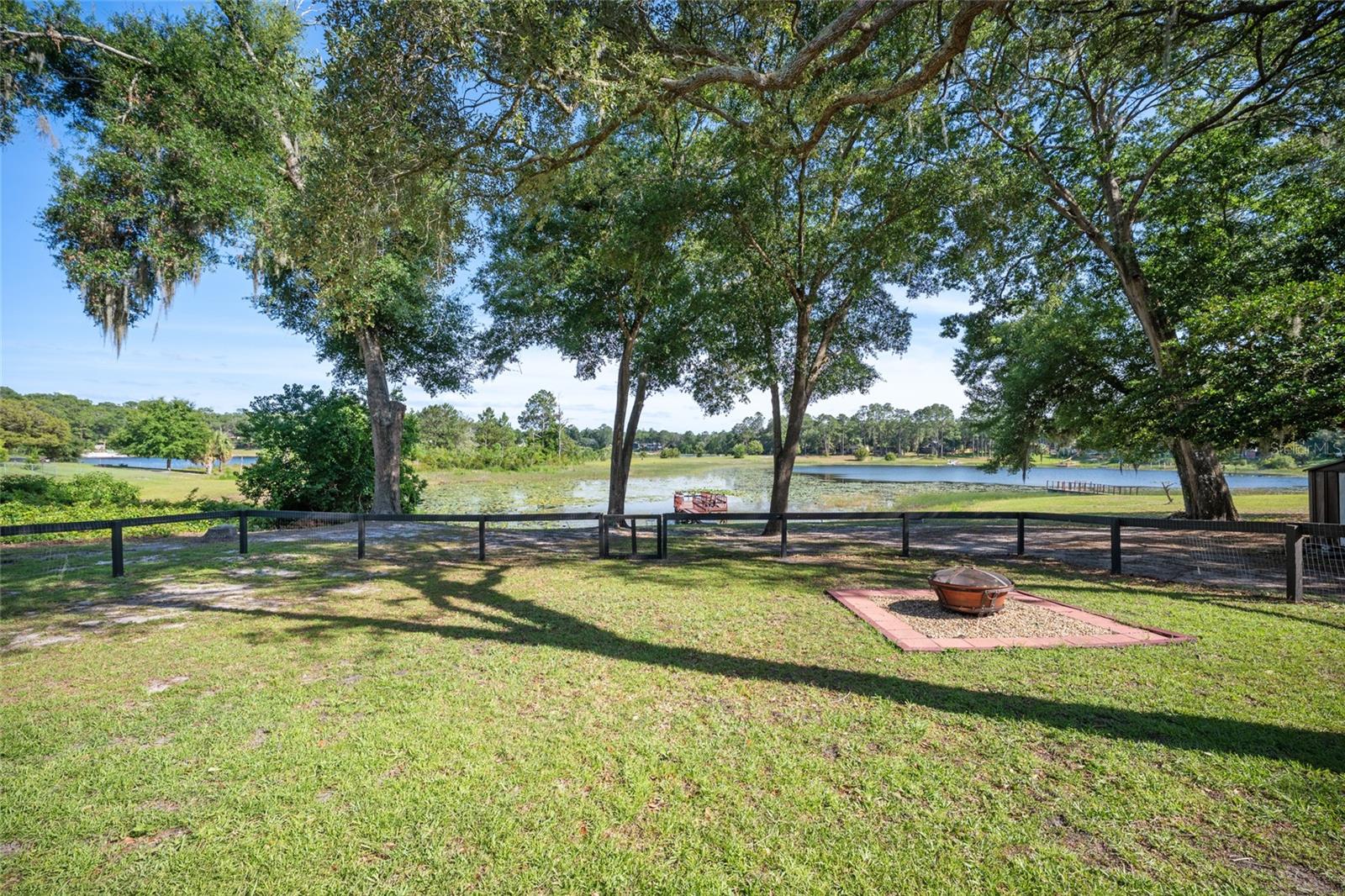 WOODS & LAKES - Residential