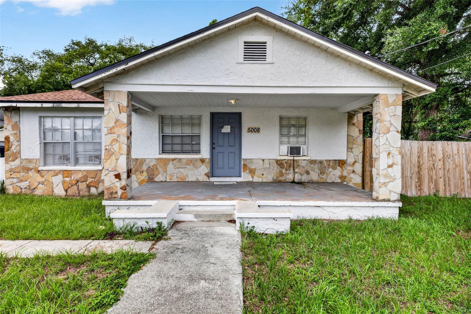 MOSSY OAKS - Residential