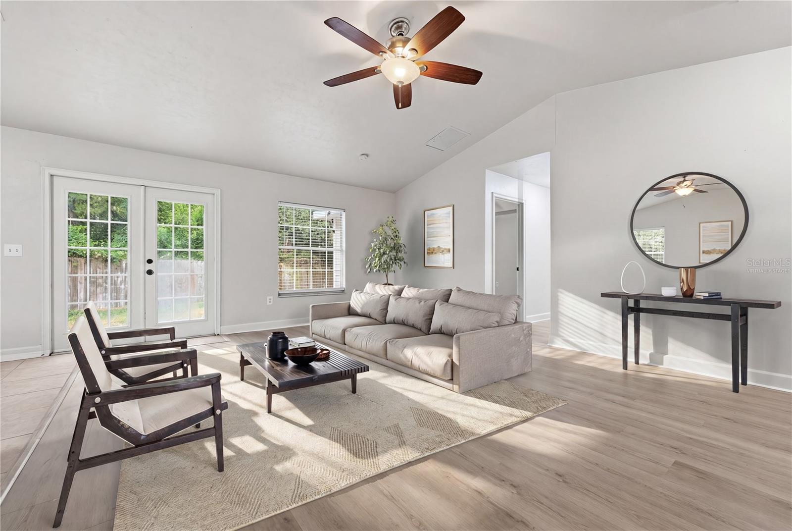 BARTLEY LANE - Residential