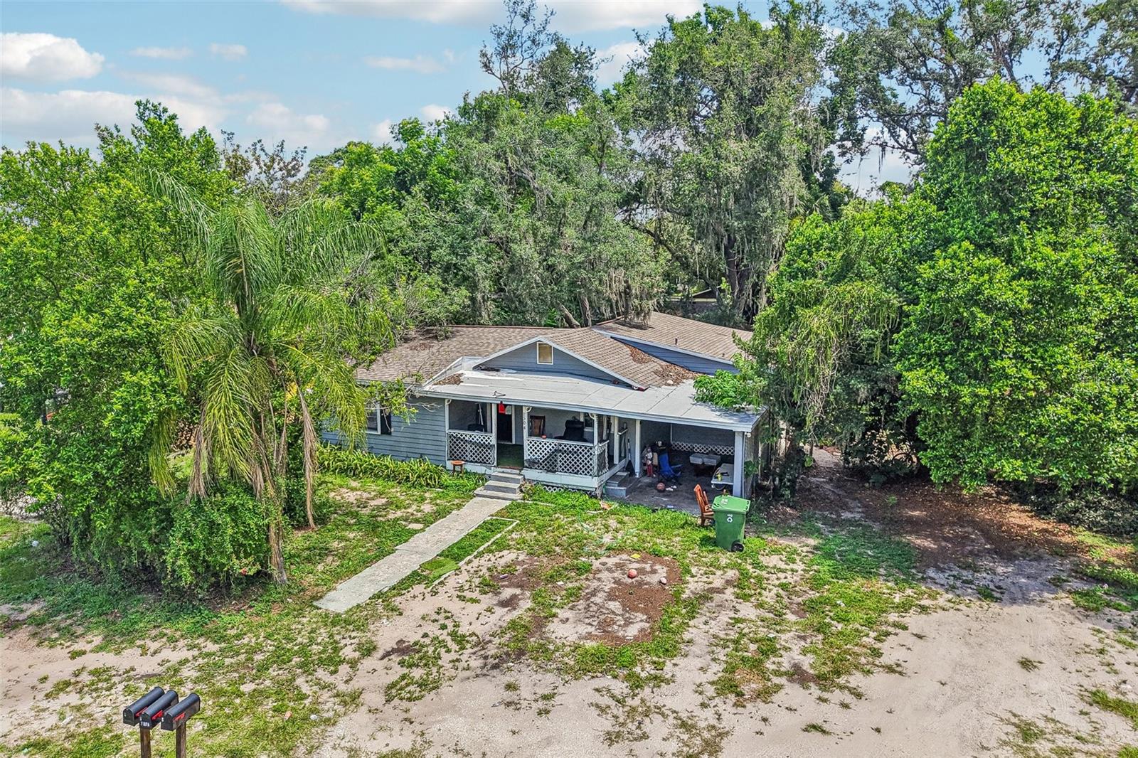 TAMPA OVERLOOK - Residential Income