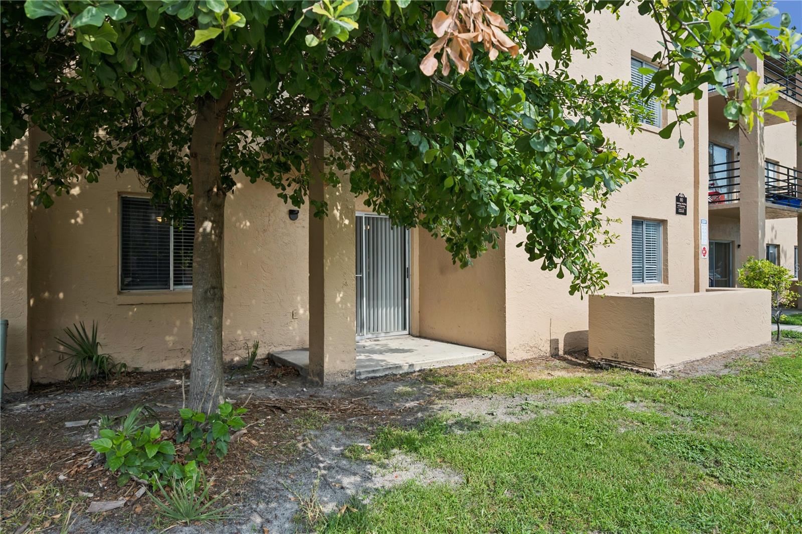 ALHAMBRA COURTS CONDO - Residential