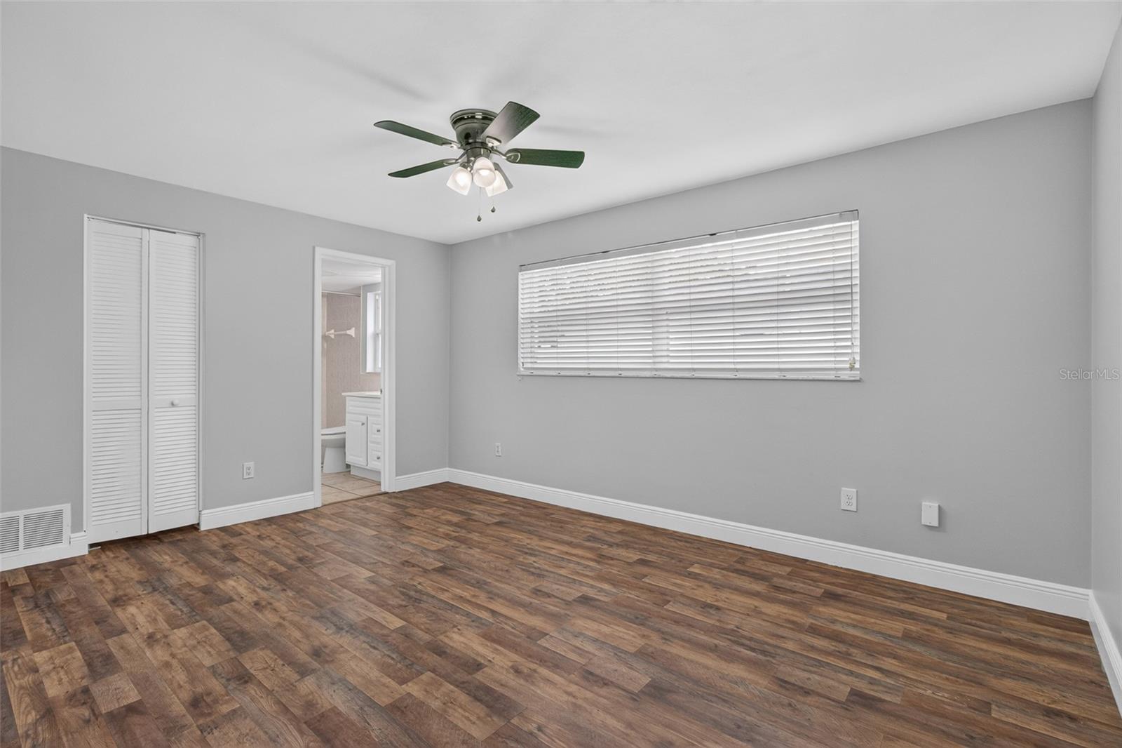 COLLEGE HILL ESTATES - Residential
