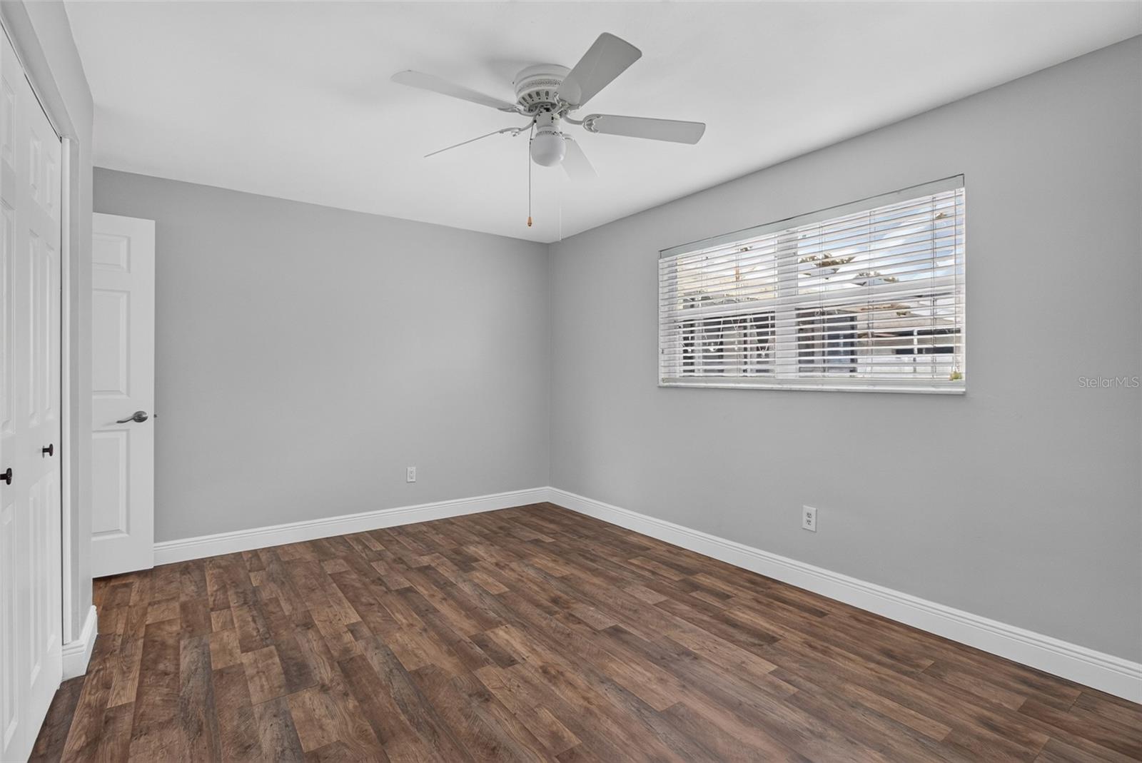 COLLEGE HILL ESTATES - Residential