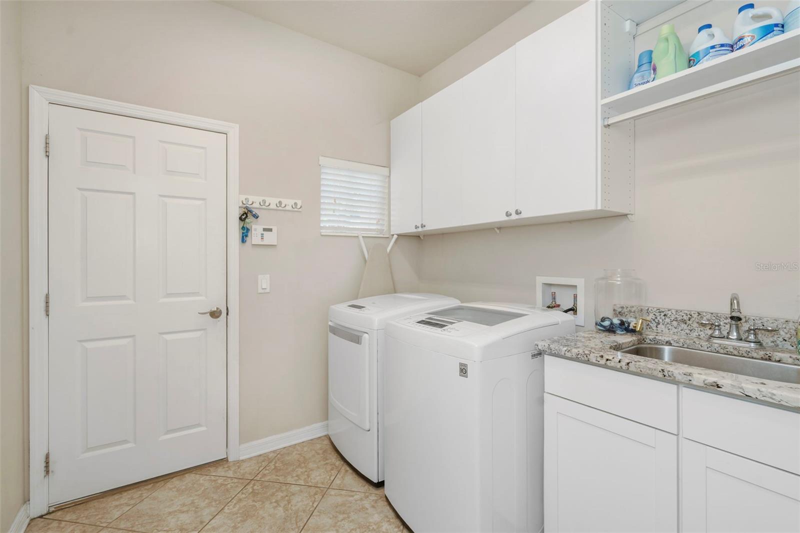 83P | ARISTA - Residential