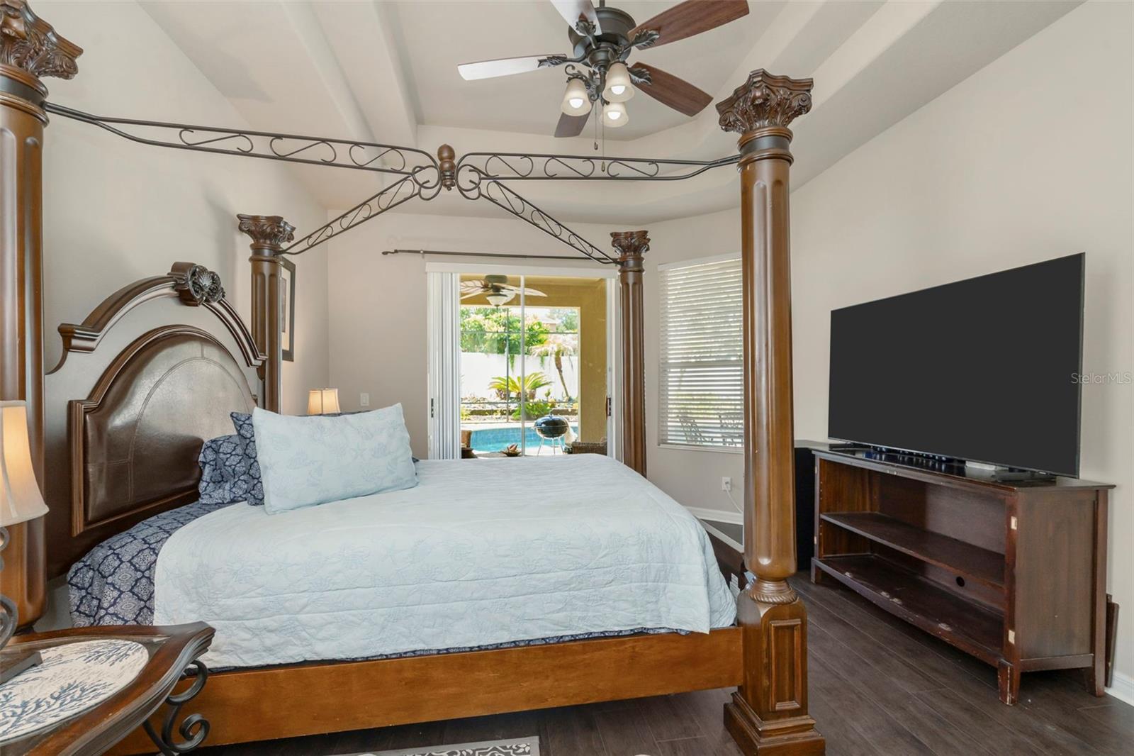 83P | ARISTA - Residential