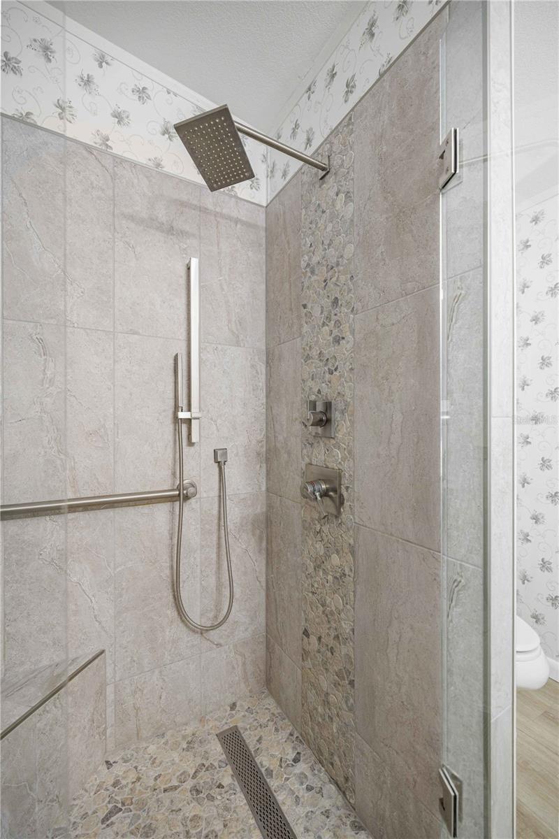 HERITAGE WOOD N LAKES ESTATES - Residential