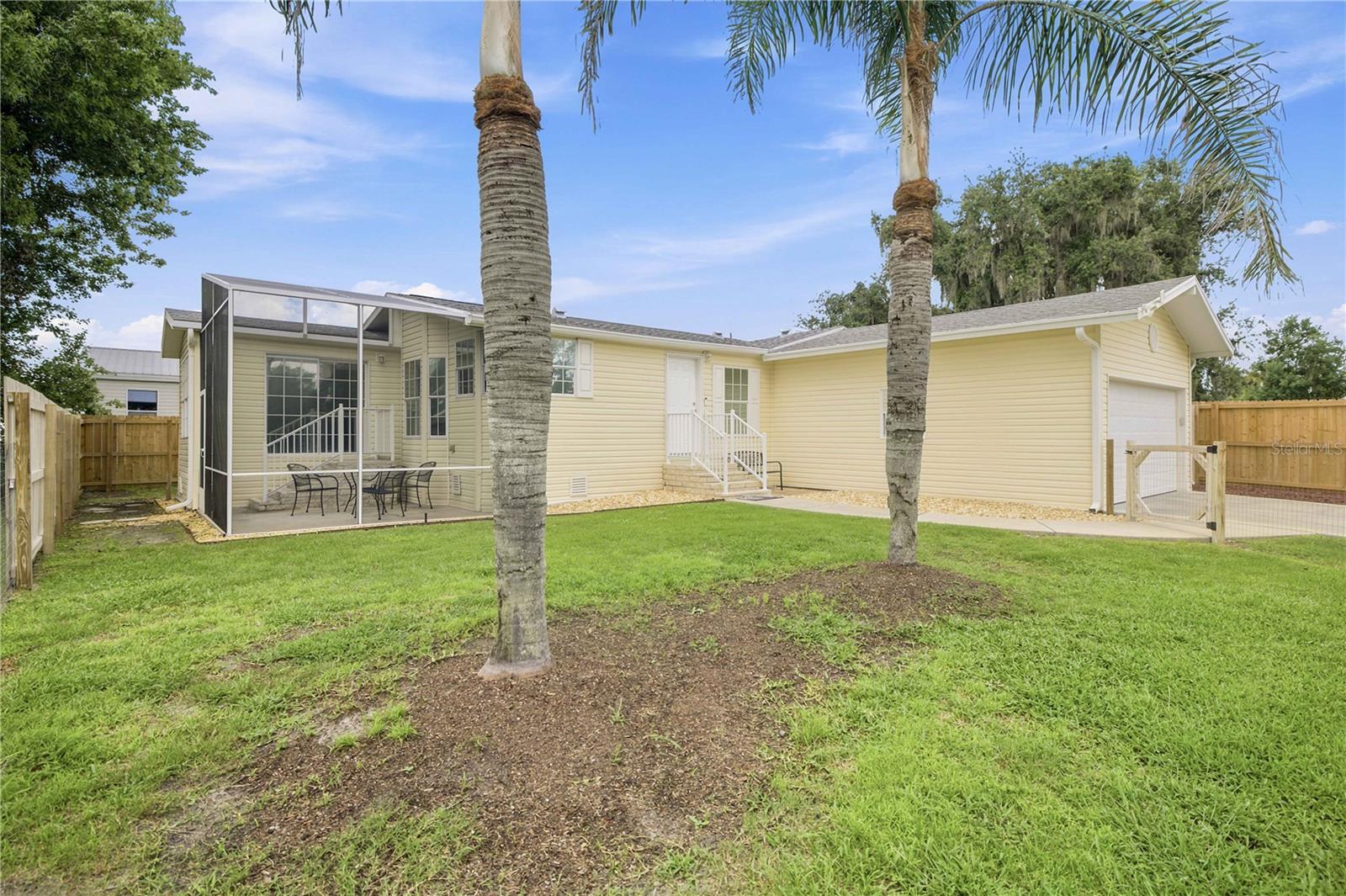 HERITAGE WOOD N LAKES ESTATES - Residential