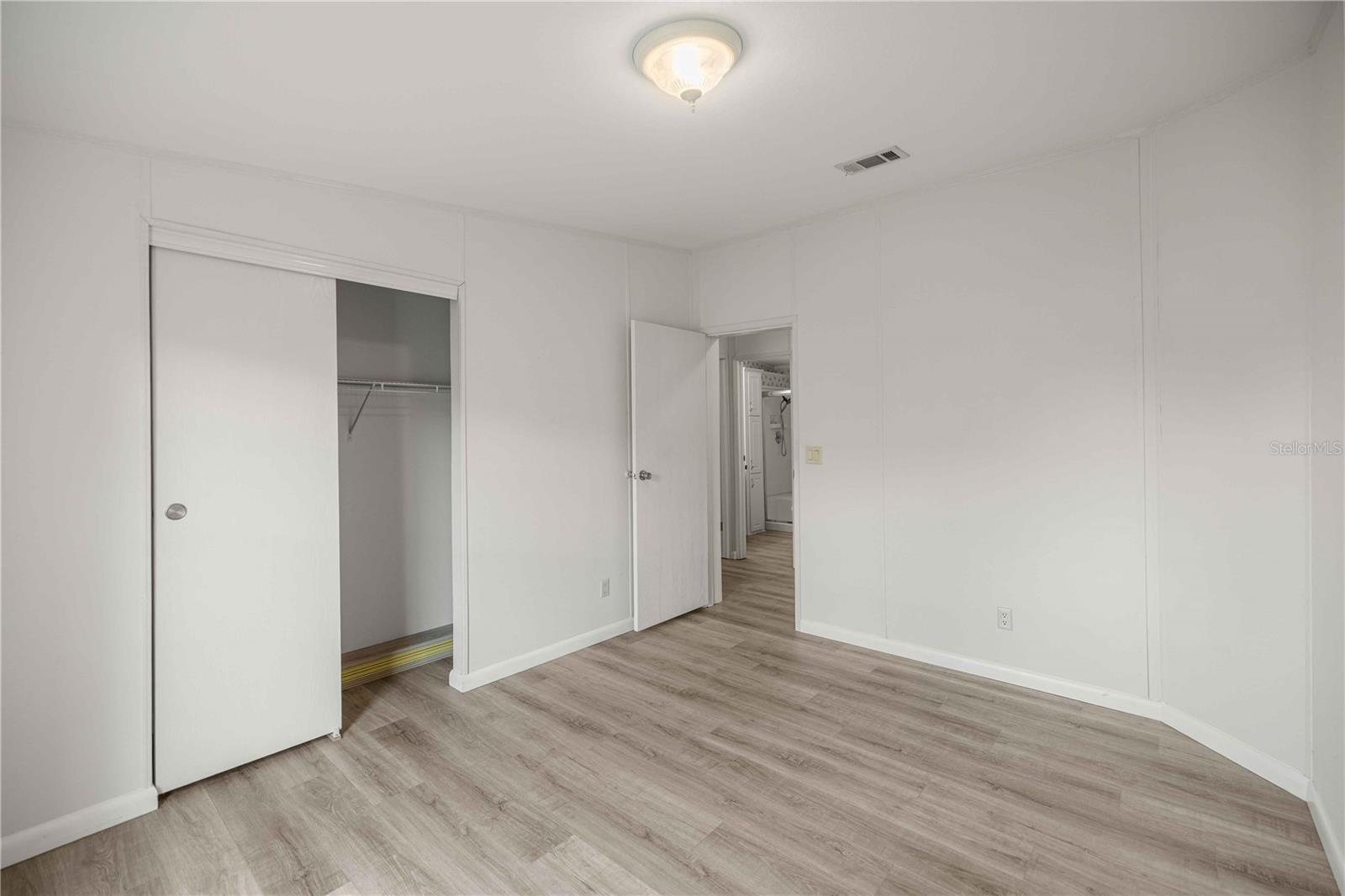 HERITAGE WOOD N LAKES ESTATES - Residential