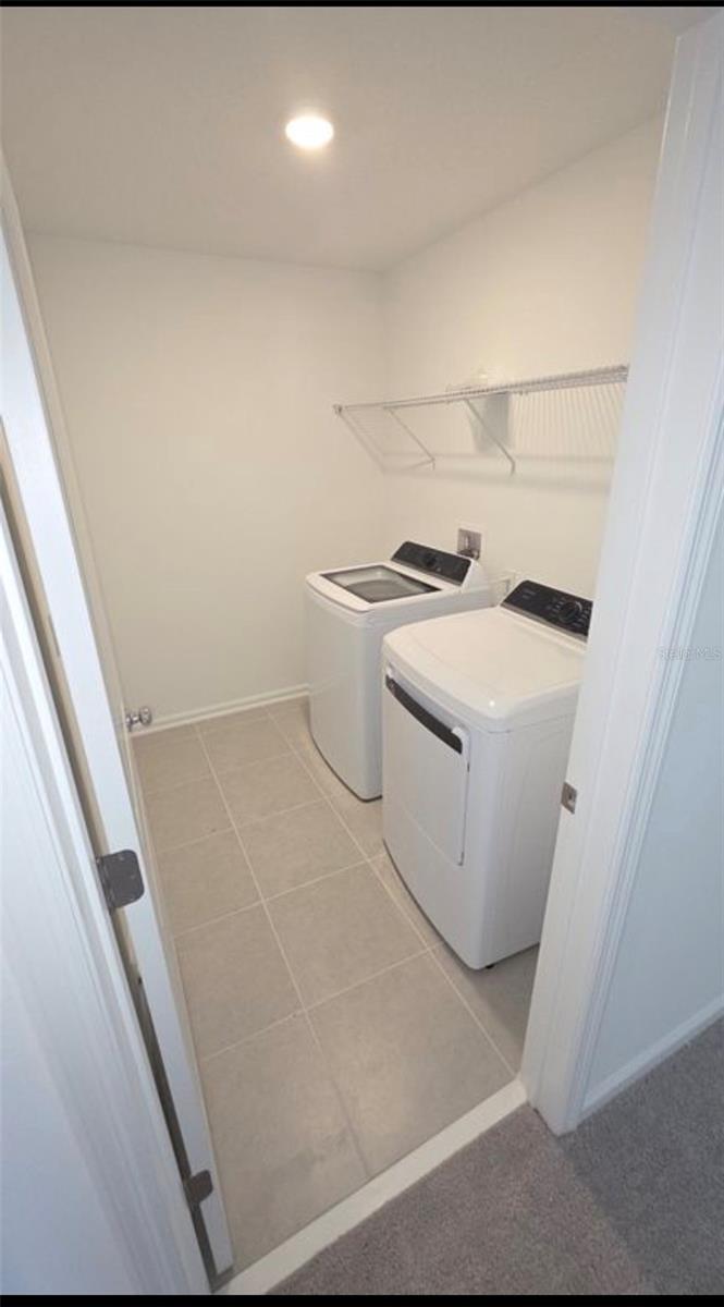 INTEGRATED LPGA PH B - Residential Lease