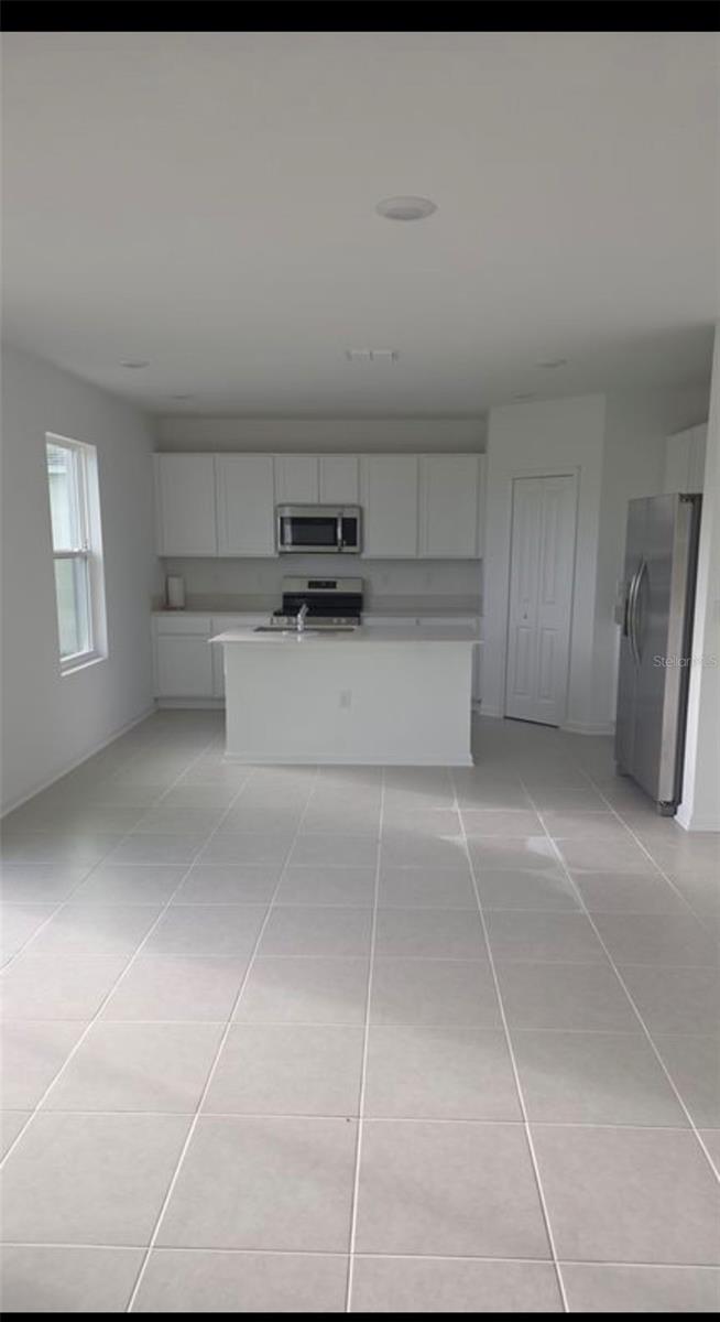 INTEGRATED LPGA PH B - Residential Lease
