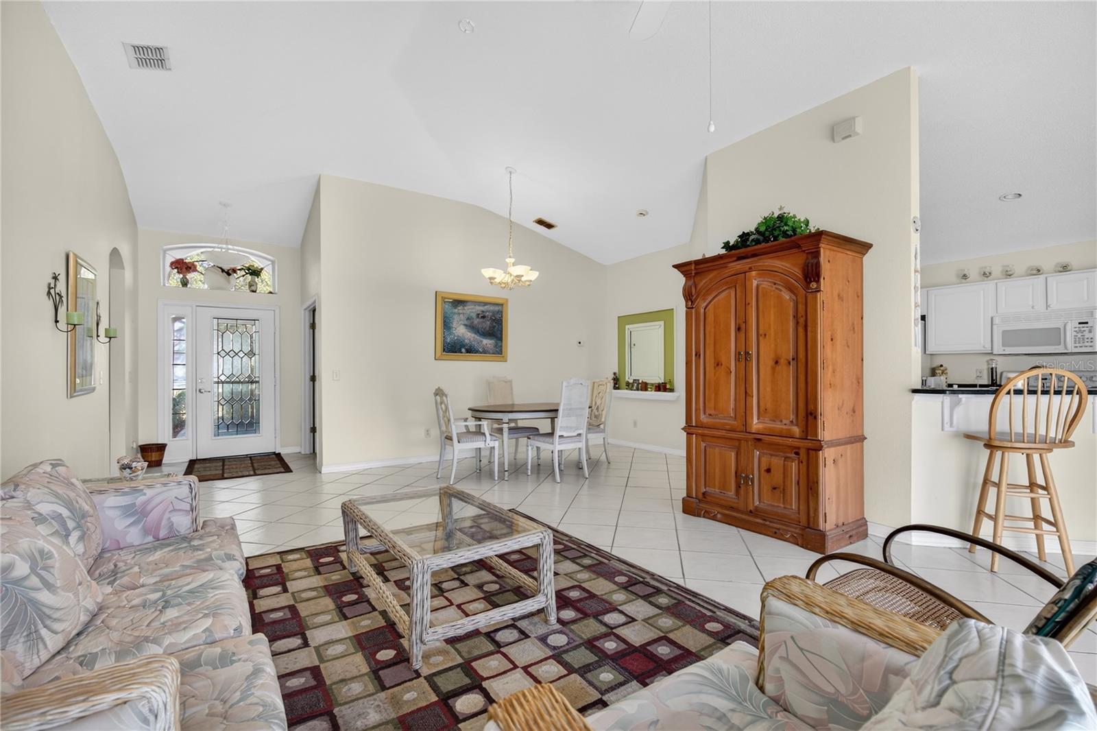 STRATFORD AT KINGS RIDGE - Residential