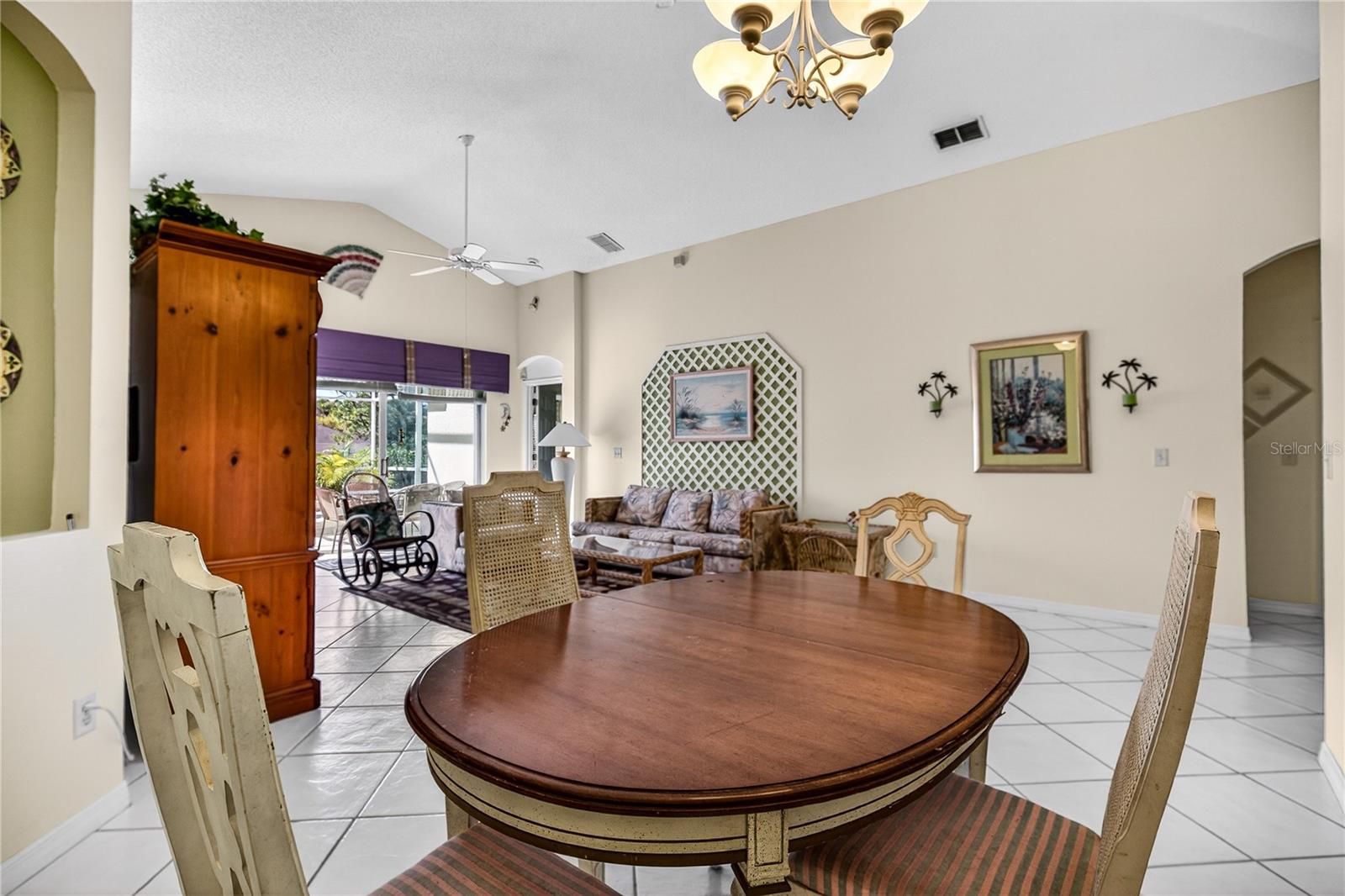 STRATFORD AT KINGS RIDGE - Residential