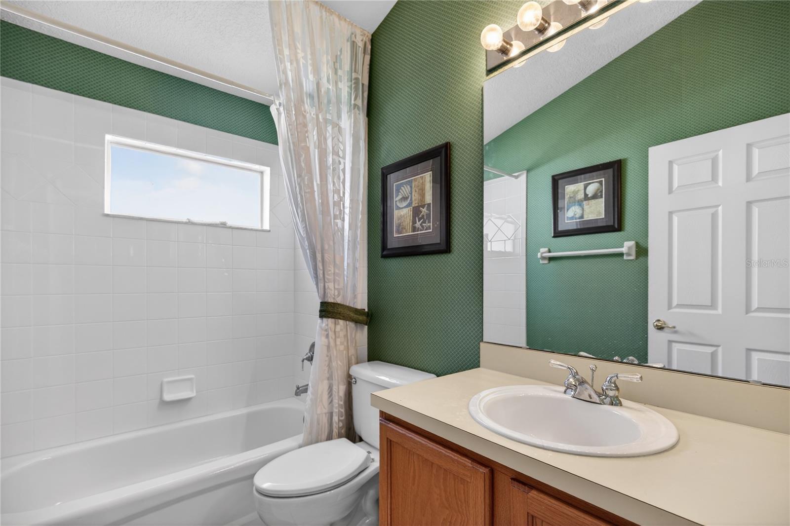 STRATFORD AT KINGS RIDGE - Residential