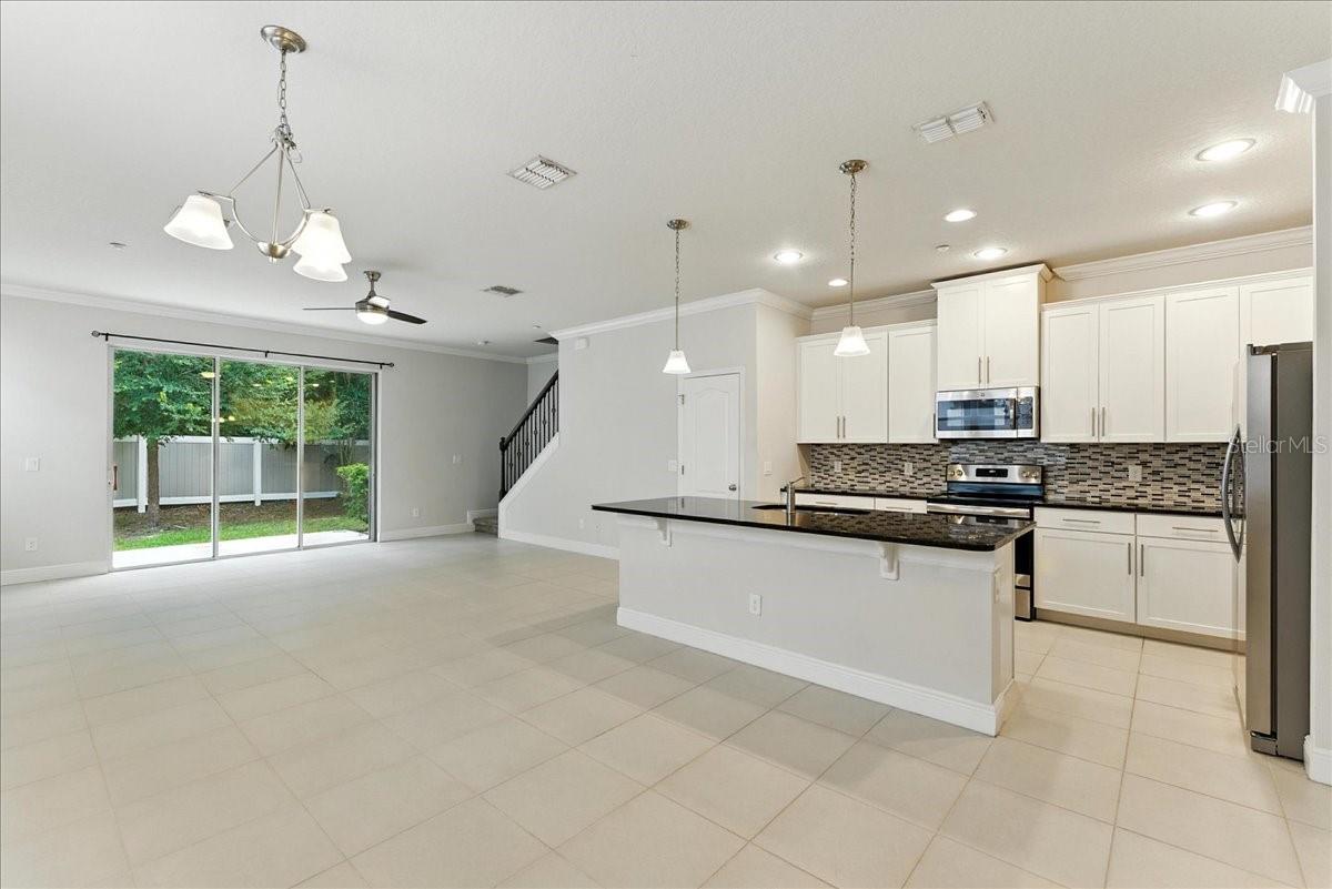 ALOMA TRAILS - Residential Lease