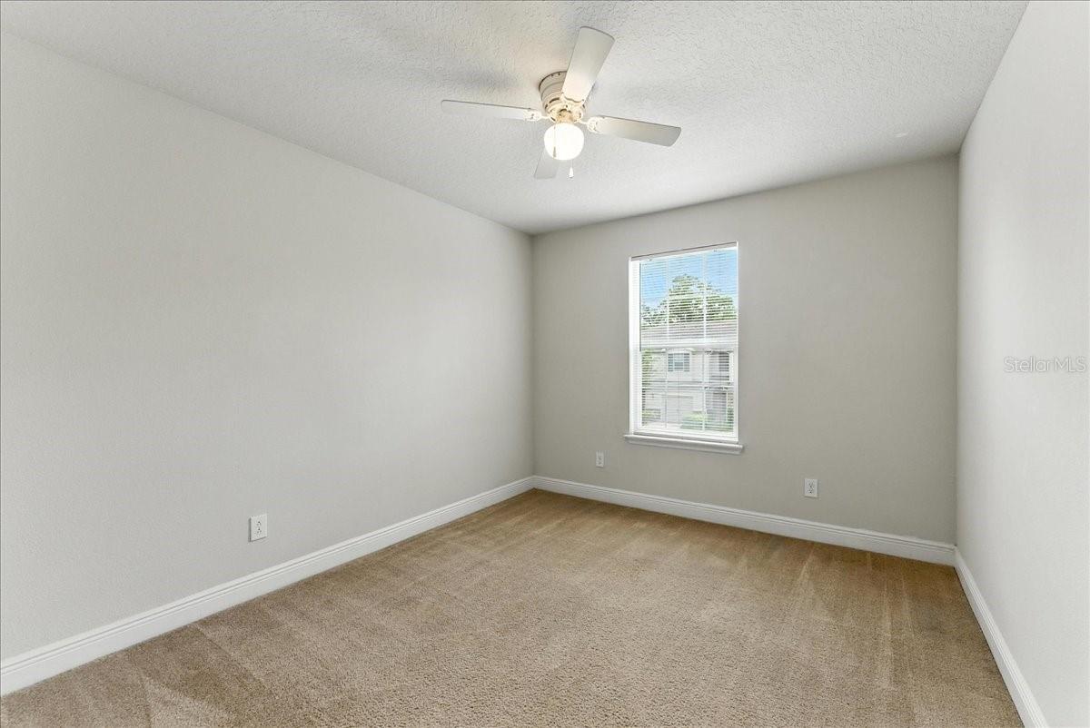 ALOMA TRAILS - Residential Lease