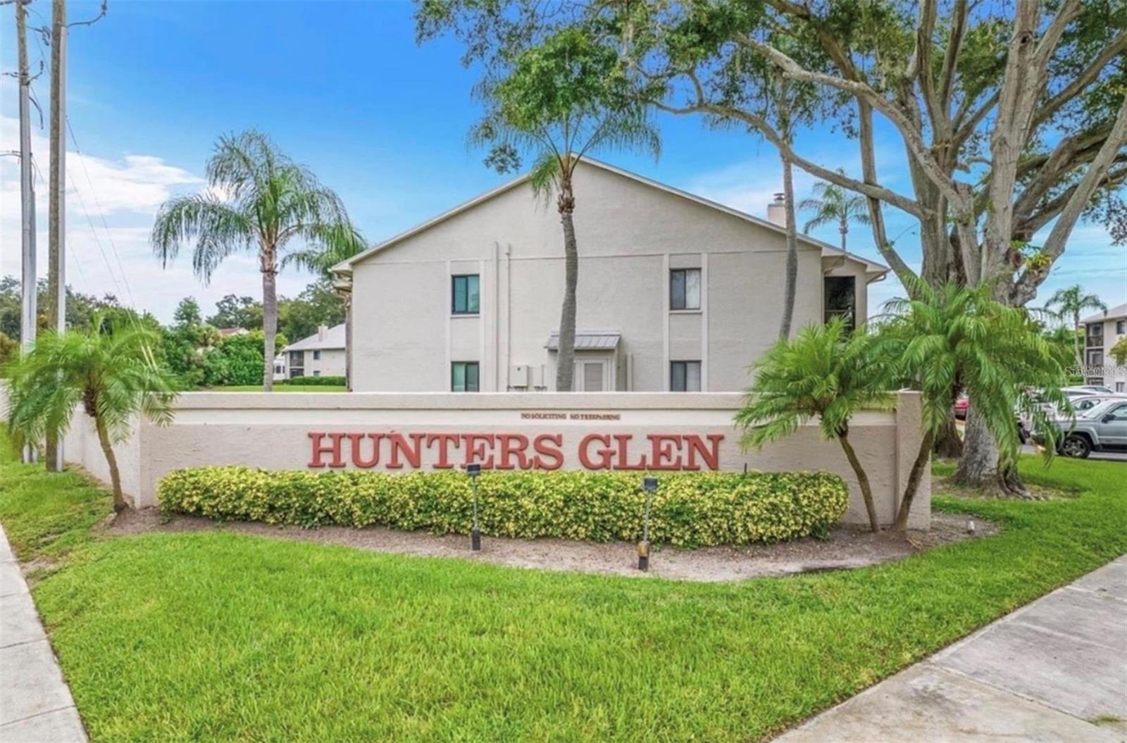 HUNTER'S GLEN CONDO - Residential
