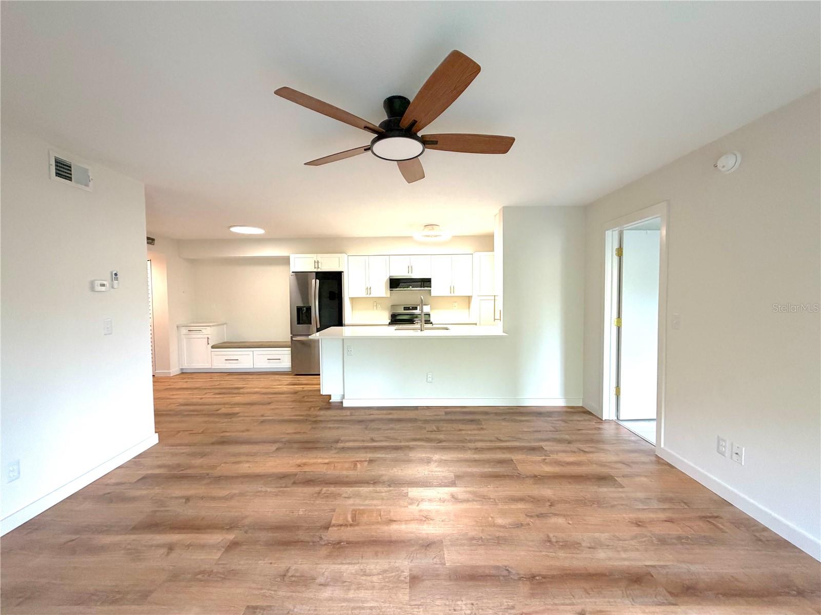HUNTER'S GLEN CONDO - Residential