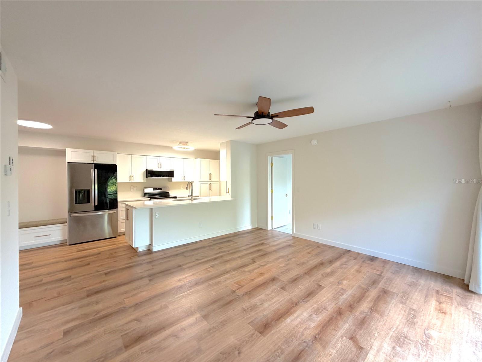 HUNTER'S GLEN CONDO - Residential