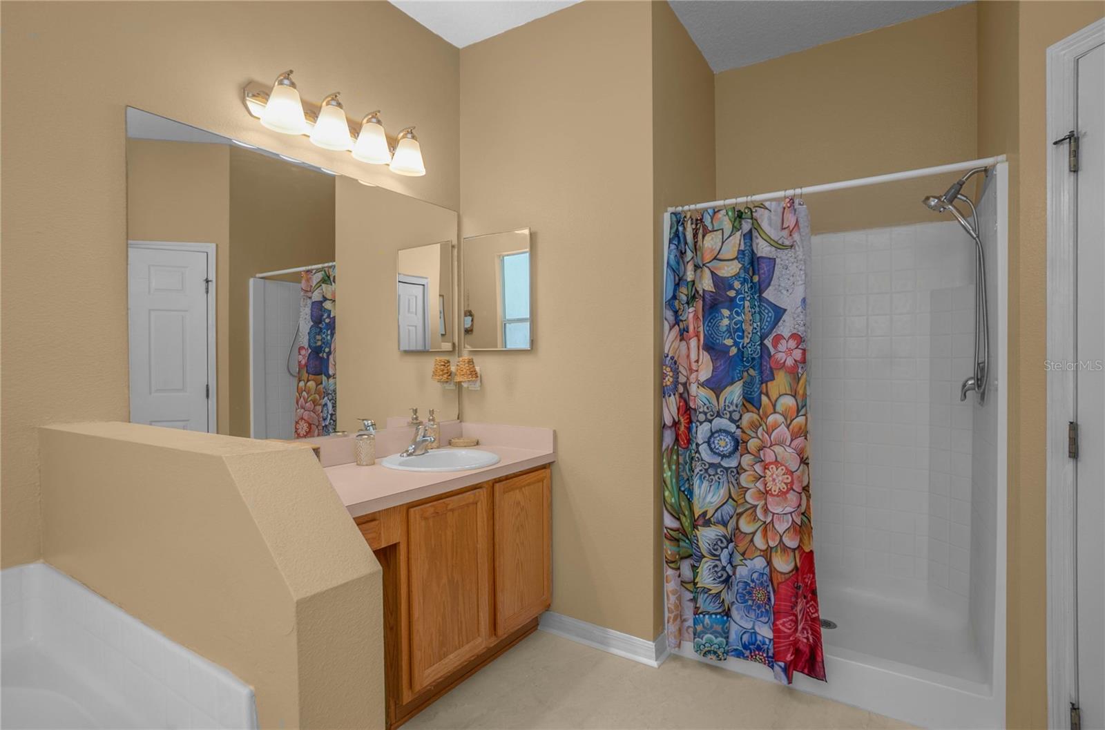 CITRUS SPGS UNIT 03 - Residential