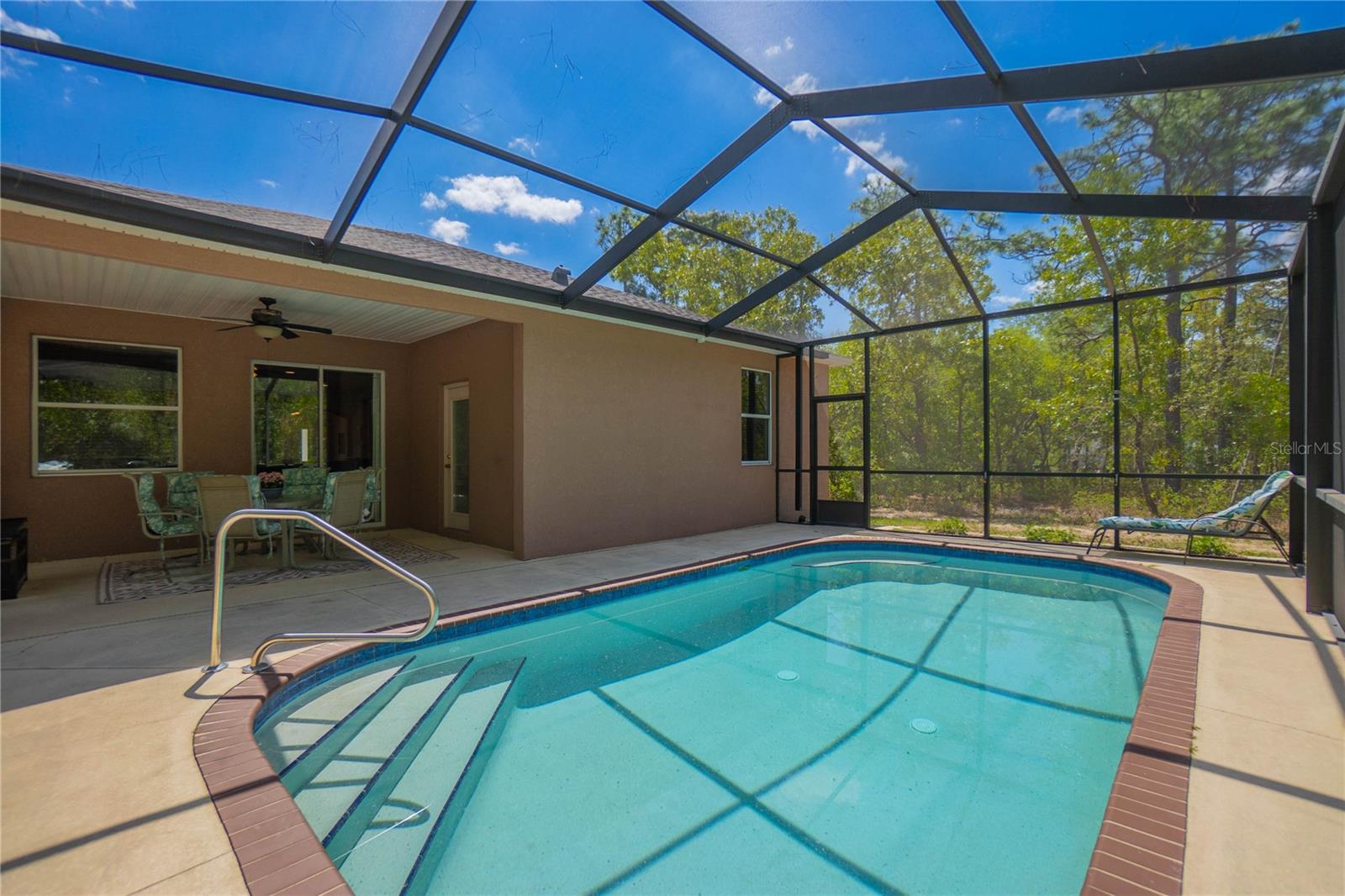 CITRUS SPGS UNIT 03 - Residential