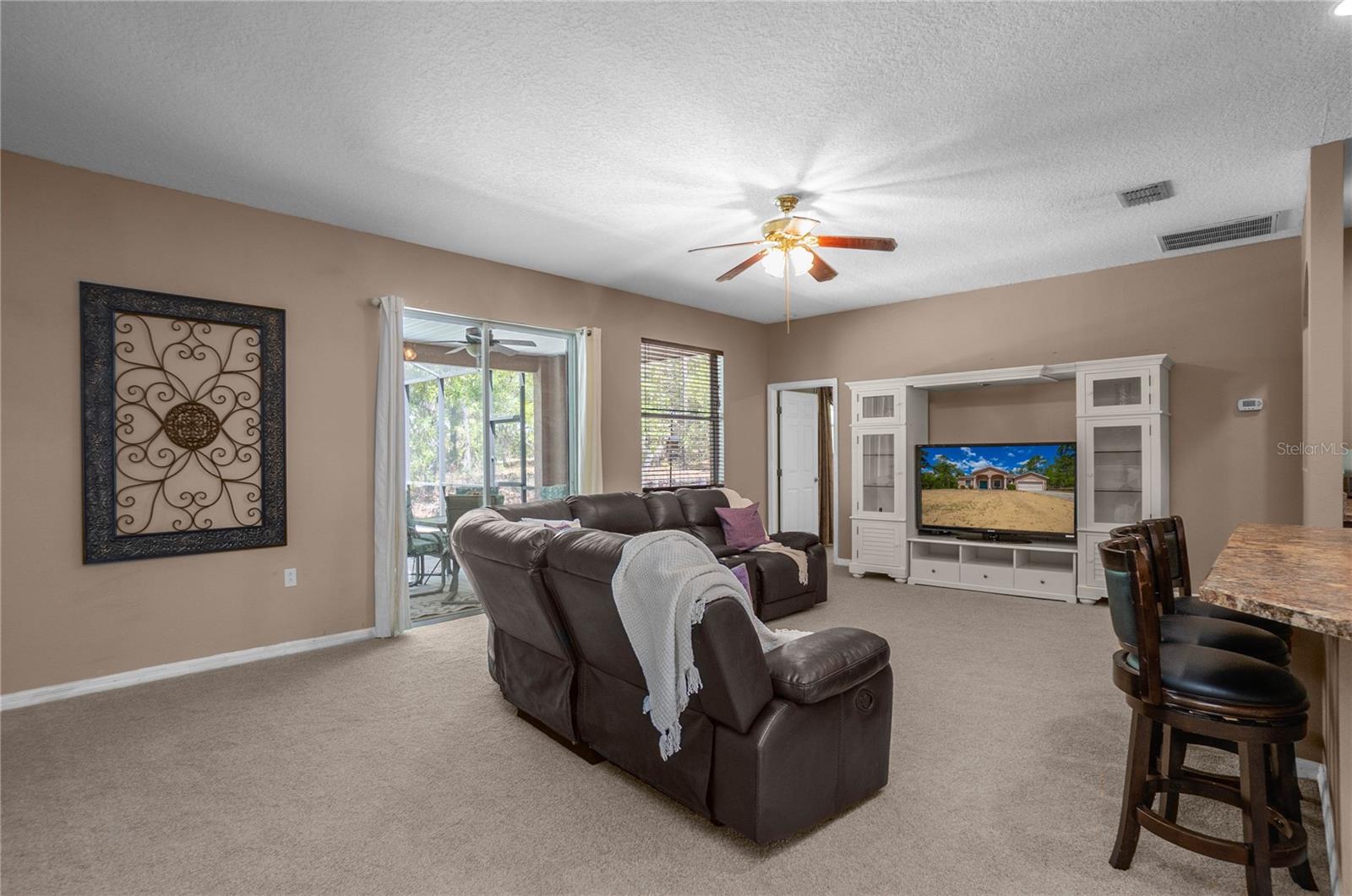 CITRUS SPGS UNIT 03 - Residential
