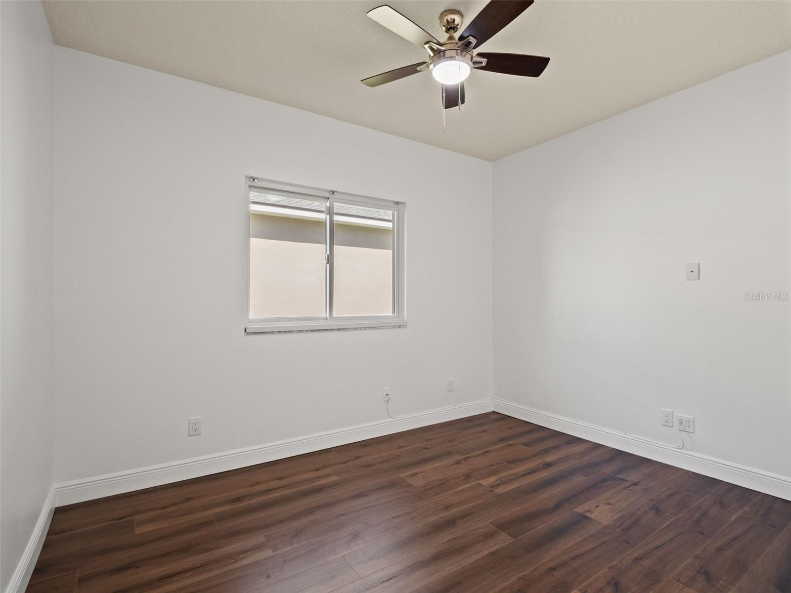 BEACON RIDGE AT LEGENDS - Residential