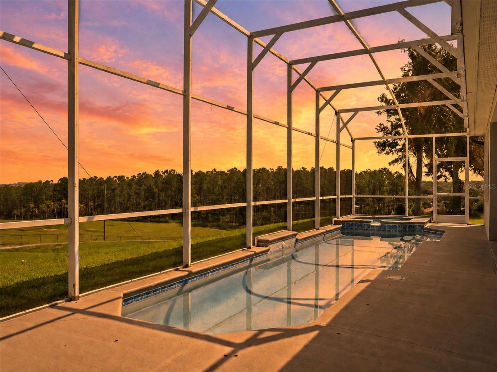 BEACON RIDGE AT LEGENDS - Residential