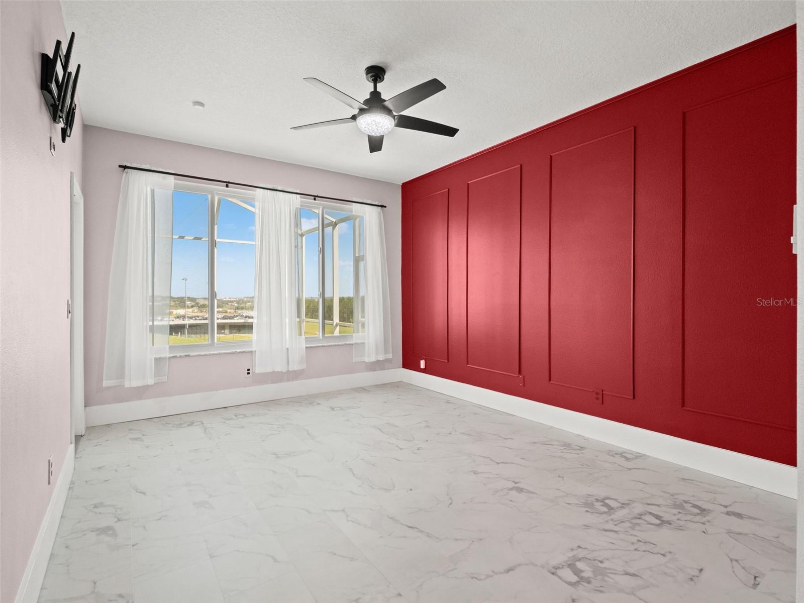 BEACON RIDGE AT LEGENDS - Residential