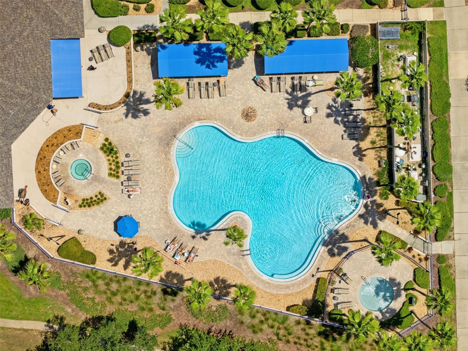 BEACON RIDGE AT LEGENDS - Residential