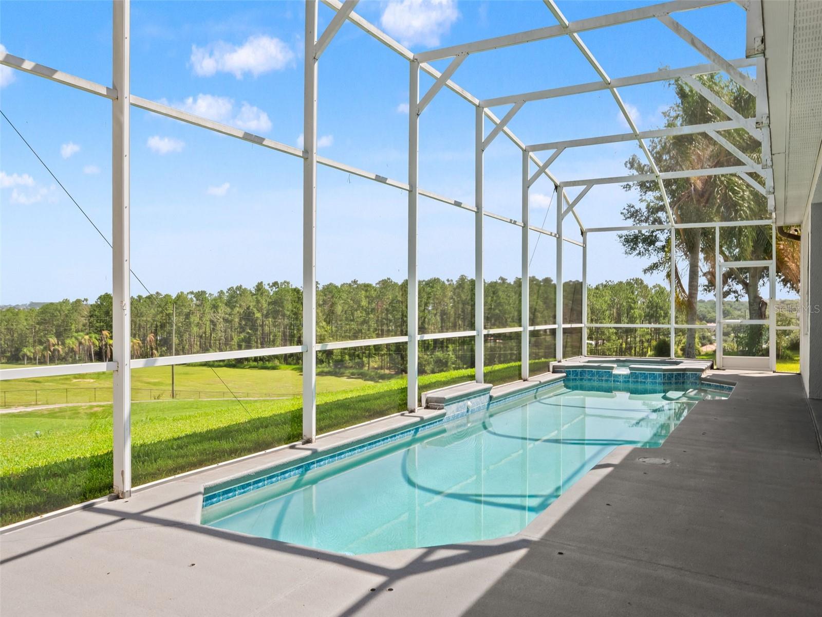 BEACON RIDGE AT LEGENDS - Residential