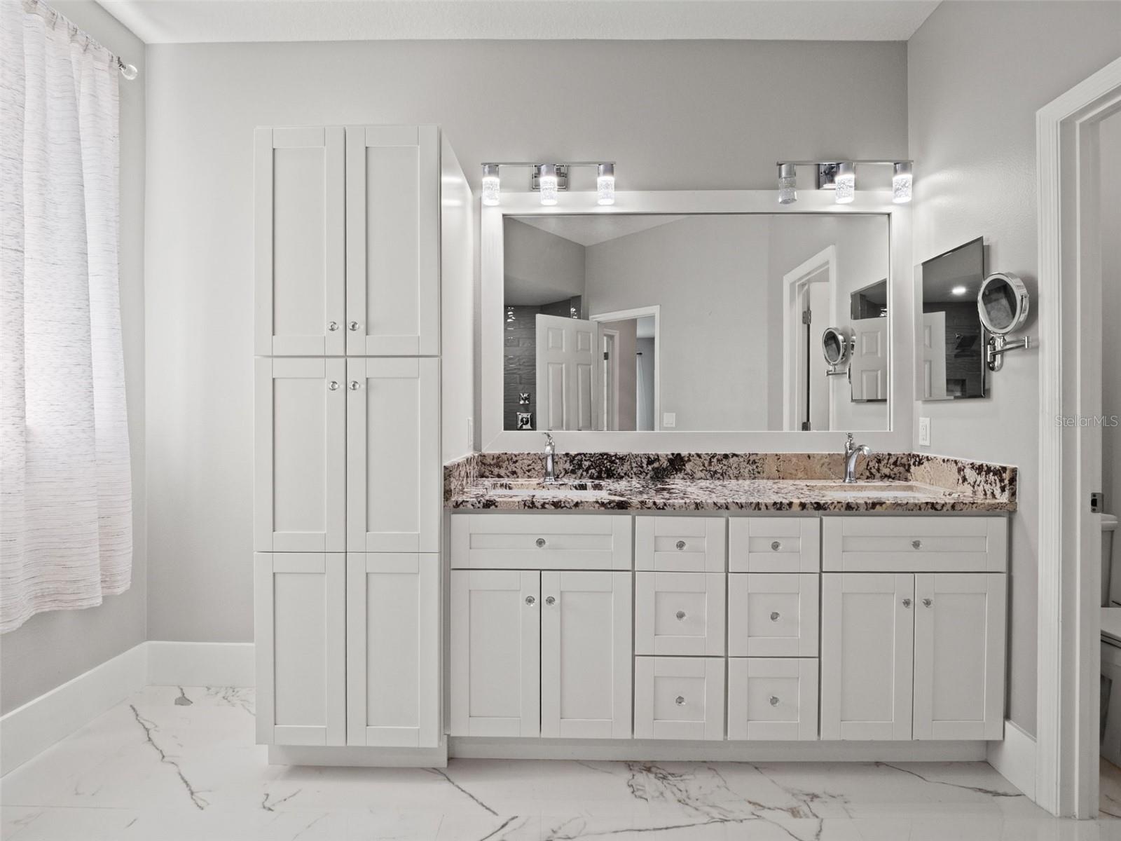 BEACON RIDGE AT LEGENDS - Residential