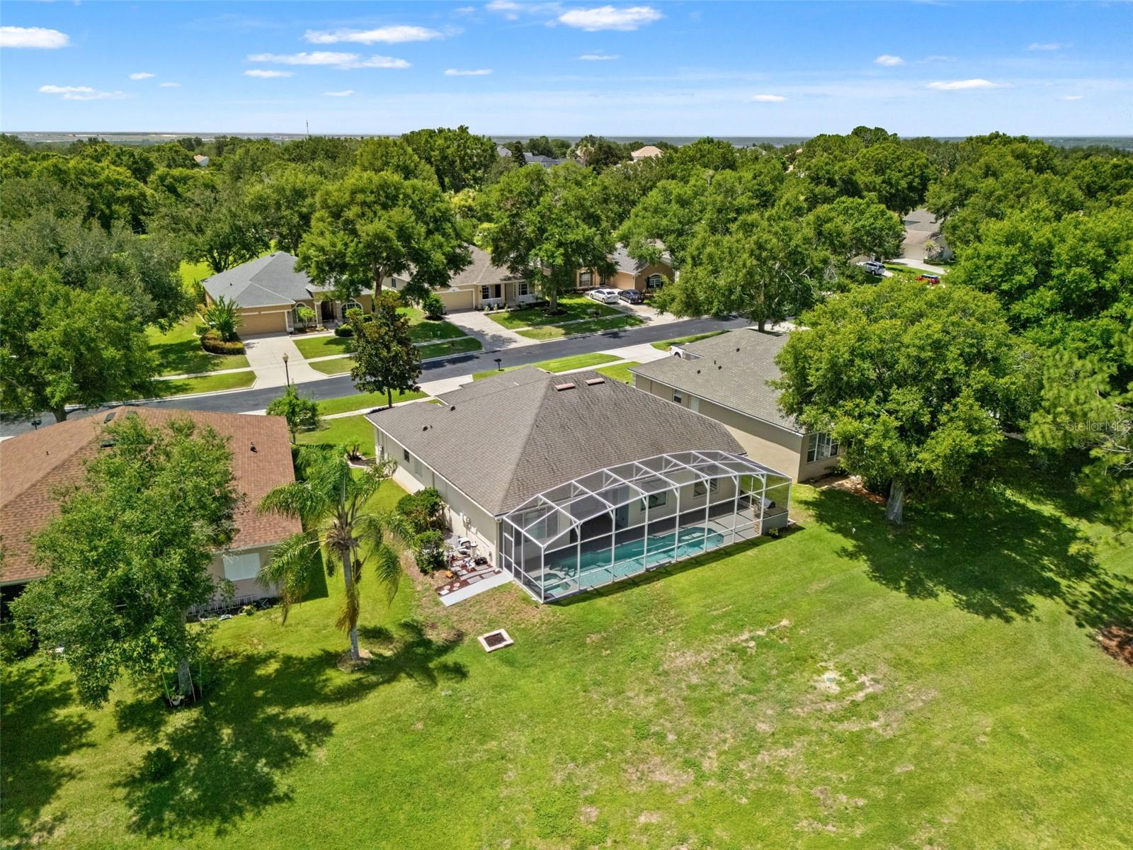 BEACON RIDGE AT LEGENDS - Residential