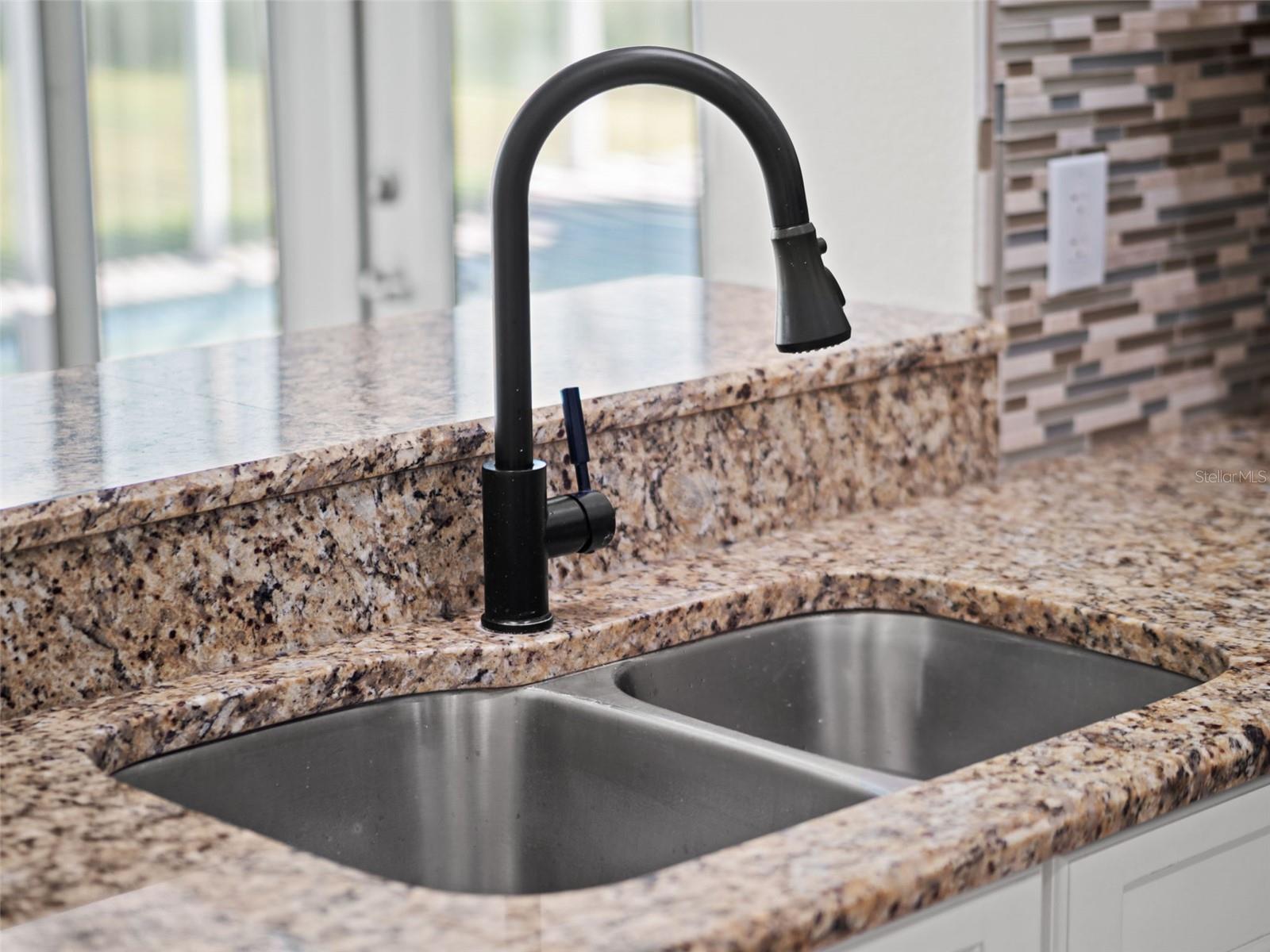BEACON RIDGE AT LEGENDS - Residential