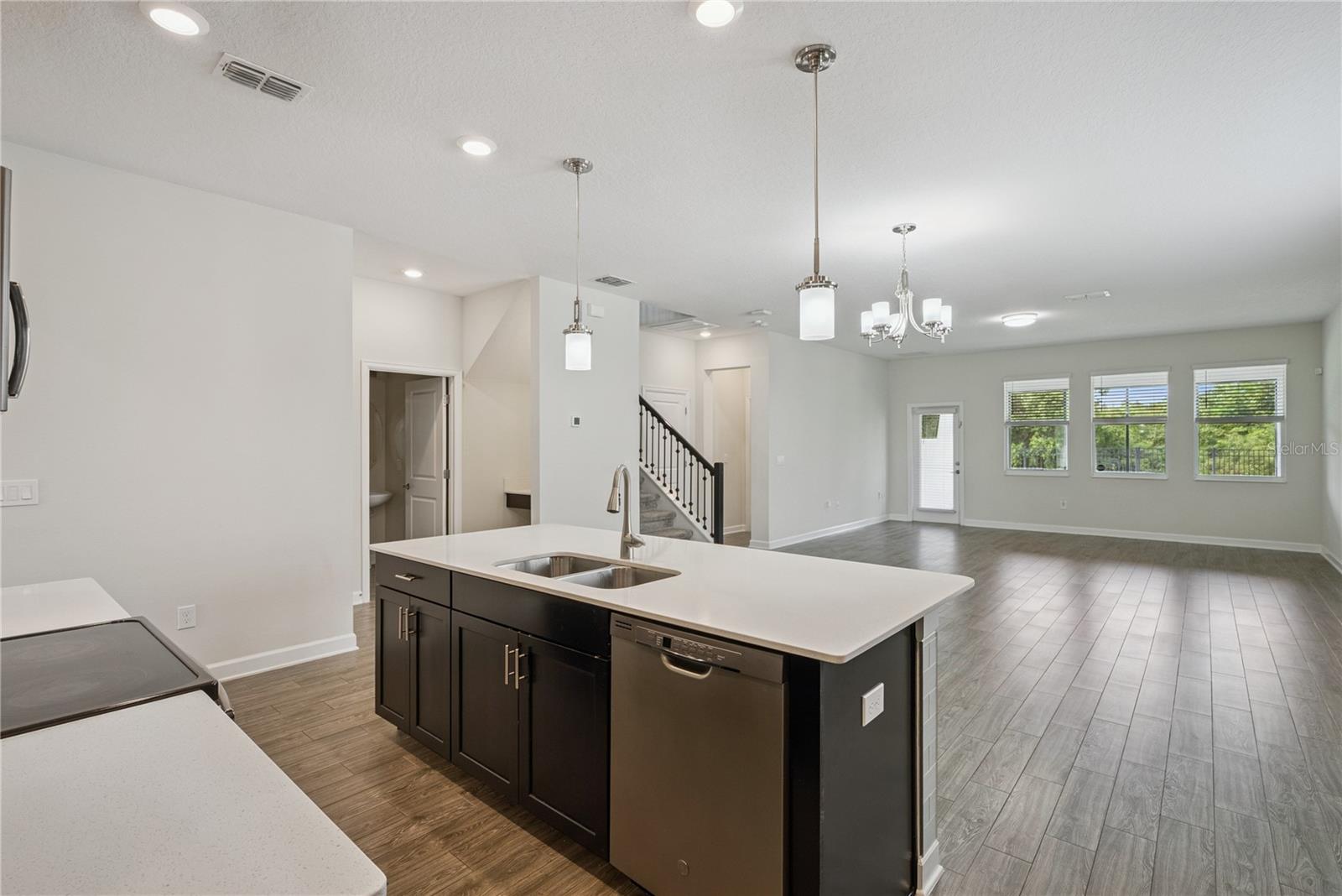 STOREY PK-PCL L - Residential