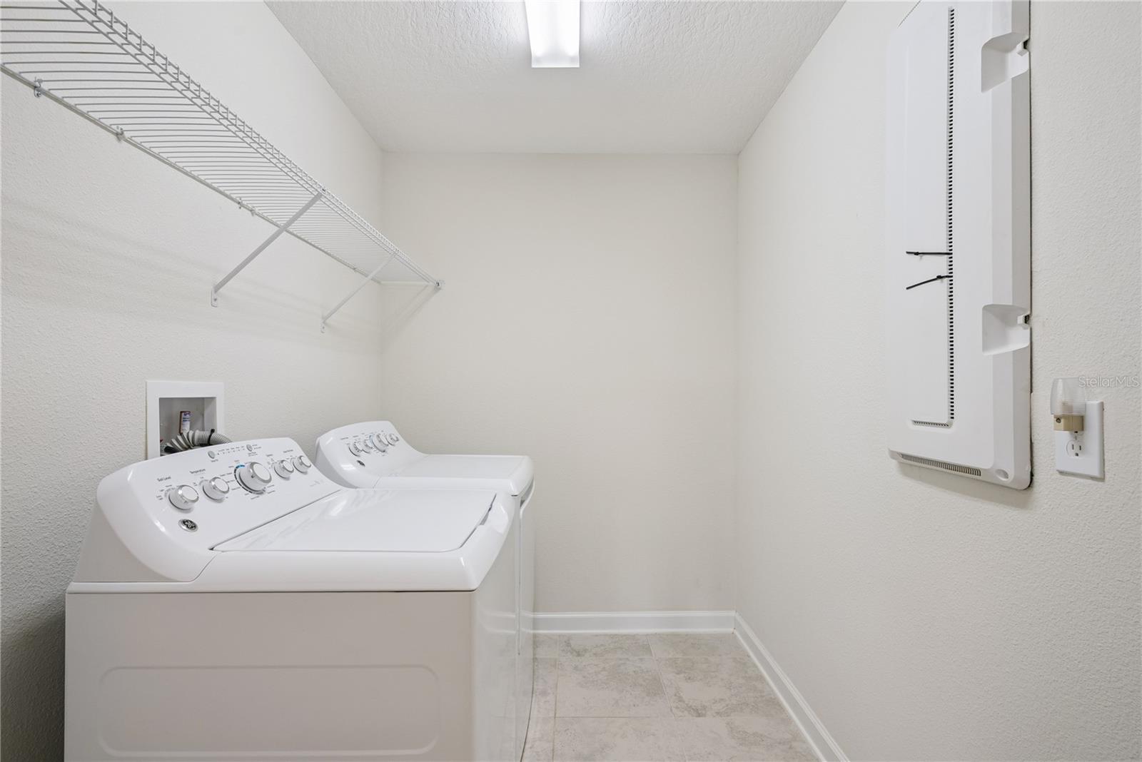 STOREY PK-PCL L - Residential