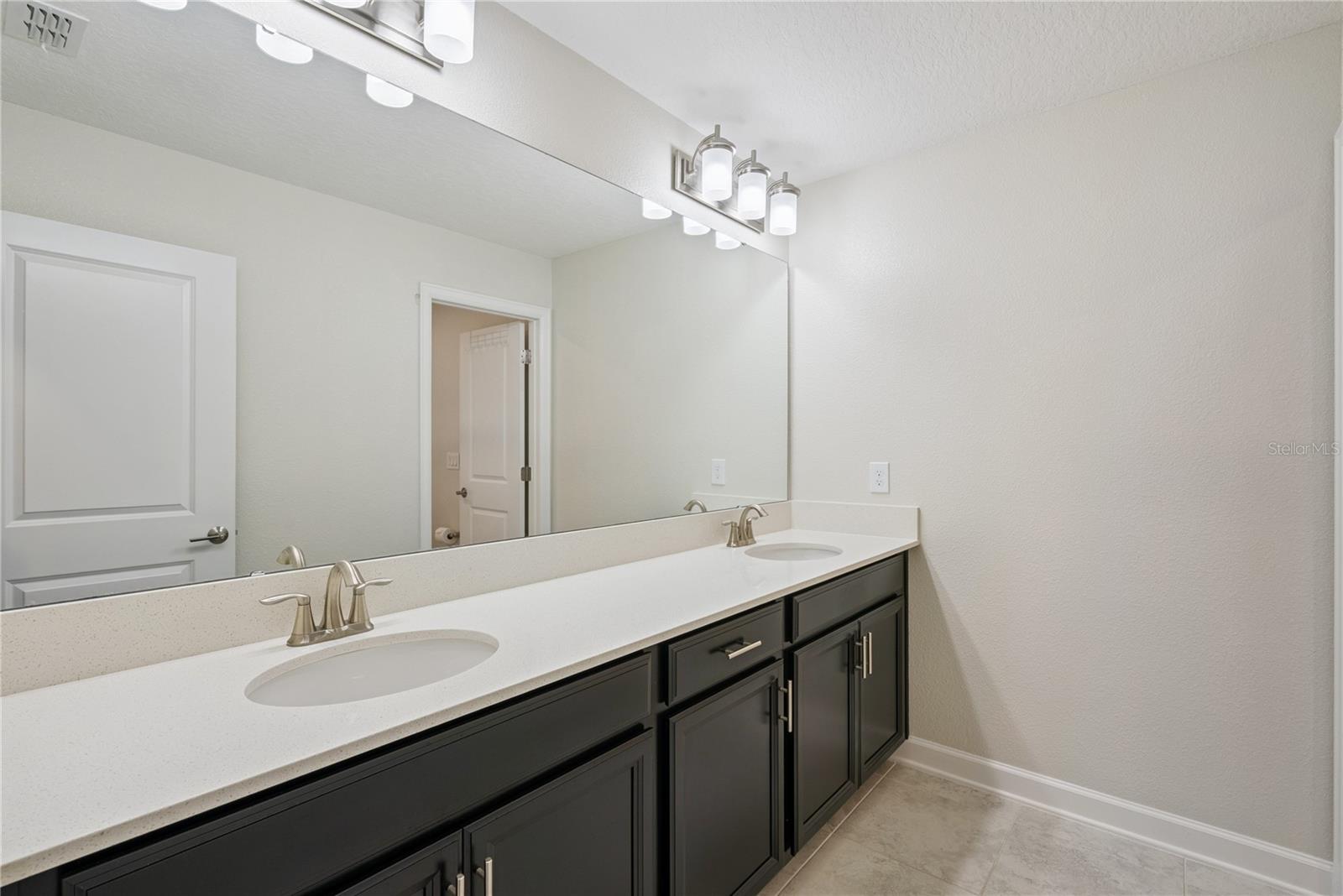 STOREY PK-PCL L - Residential