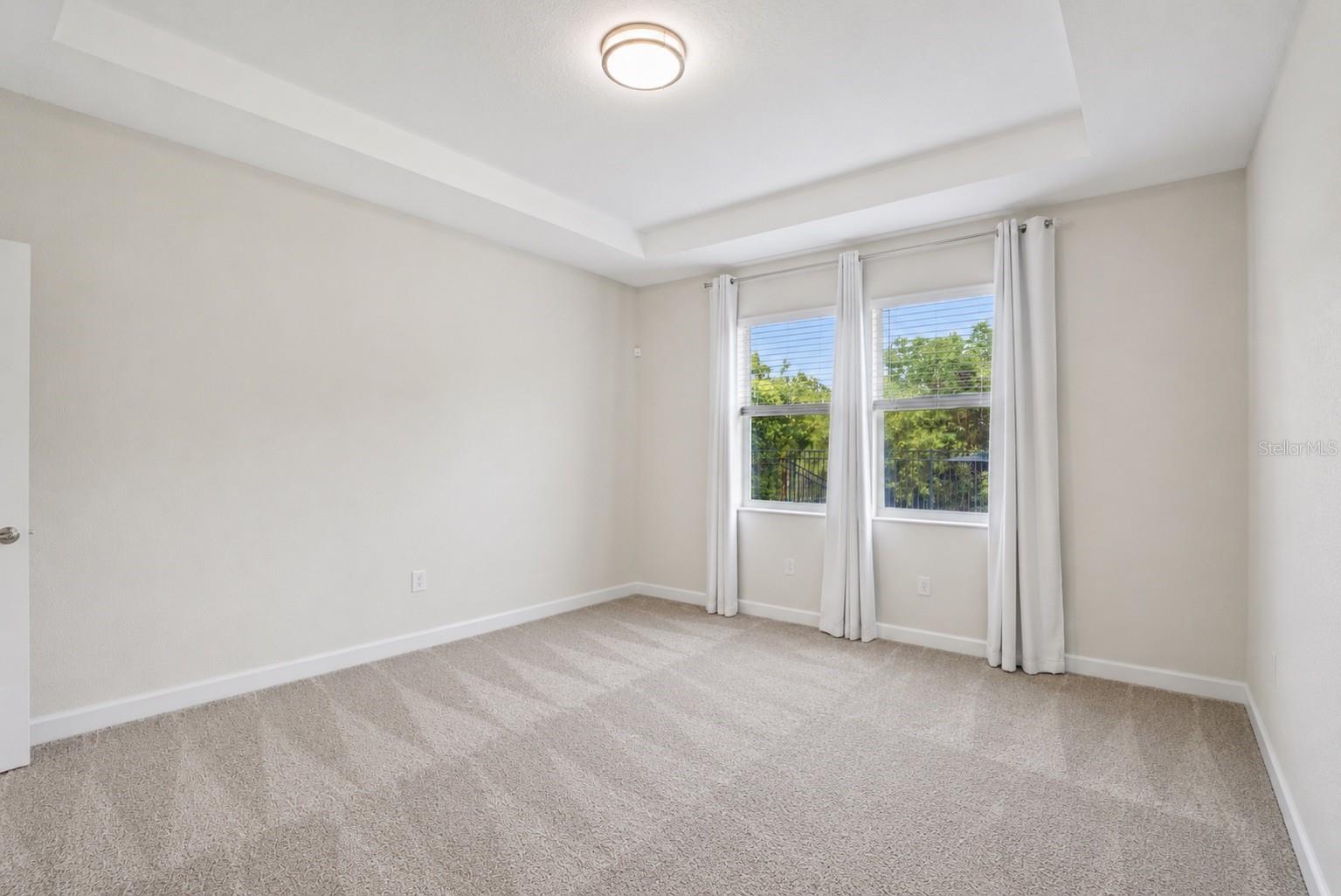 STOREY PK-PCL L - Residential
