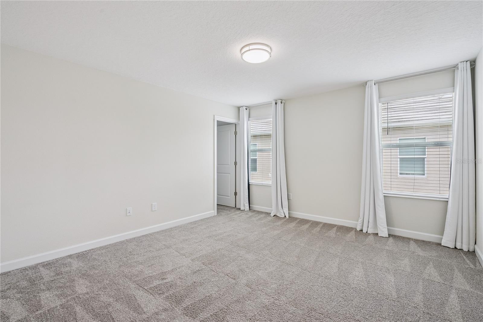 STOREY PK-PCL L - Residential