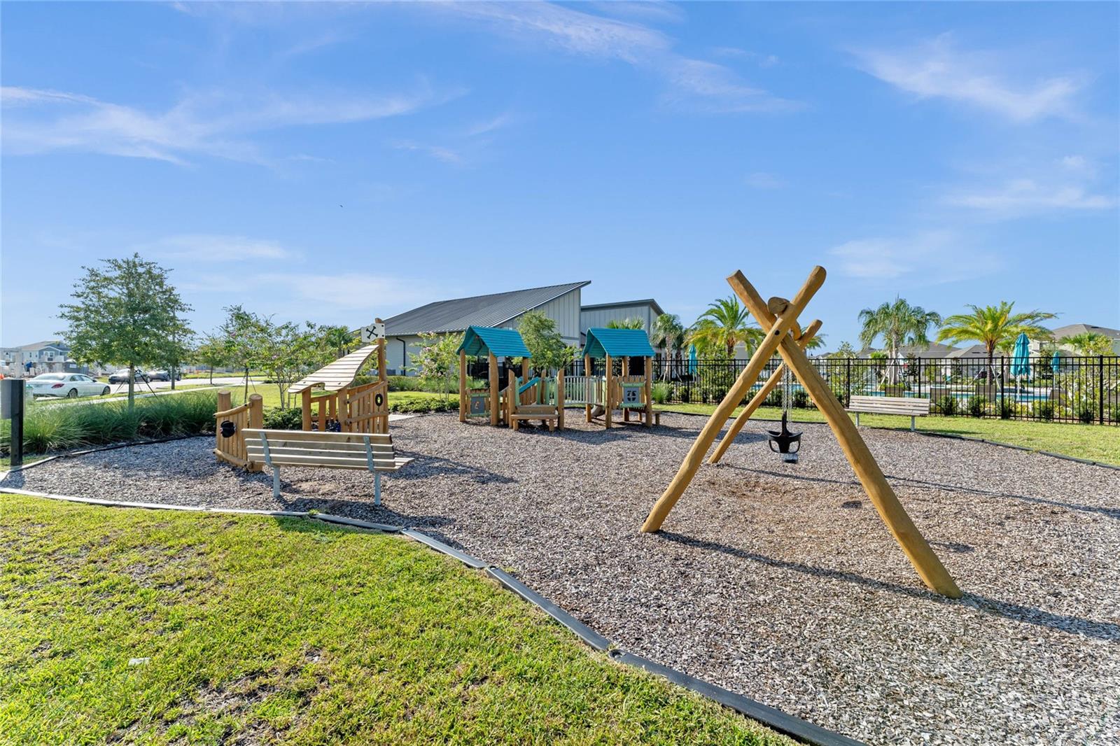 STOREY PK-PCL L - Residential