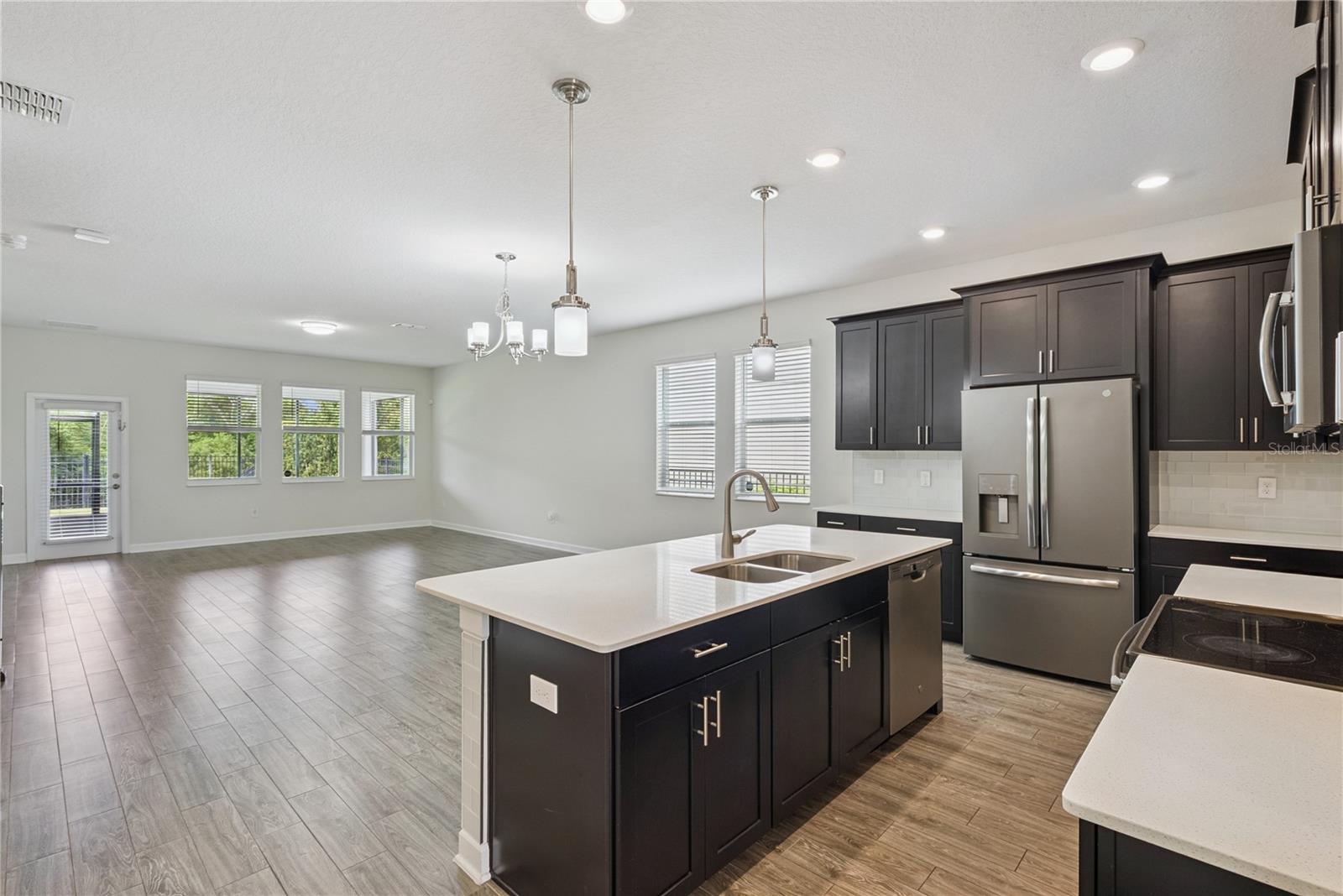 STOREY PK-PCL L - Residential