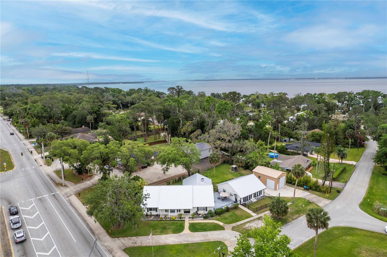 FLORIDA LAKE PARK PROP INC - Residential