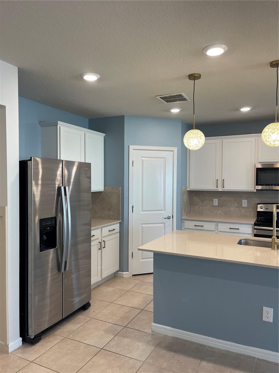 RIVERSTONE PH 1 - Residential Lease