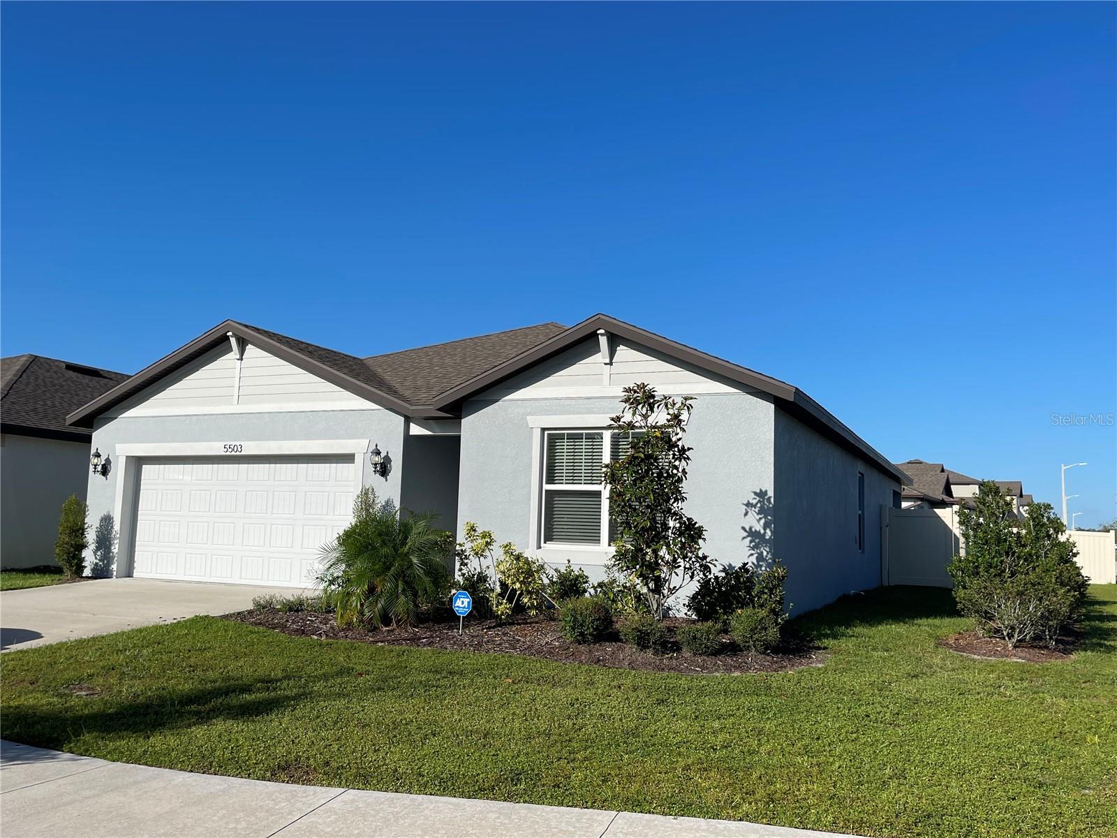 RIVERSTONE PH 1 - Residential Lease