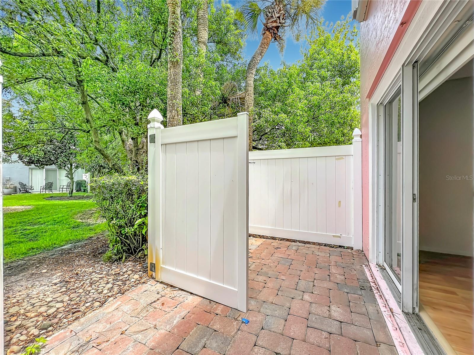 CYPRESS CREEK GOLF TWNHMS CONDO - Residential