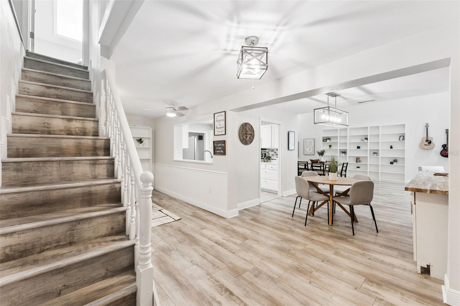 SPREADING OAK VILLAGE REV BLK B - Residential