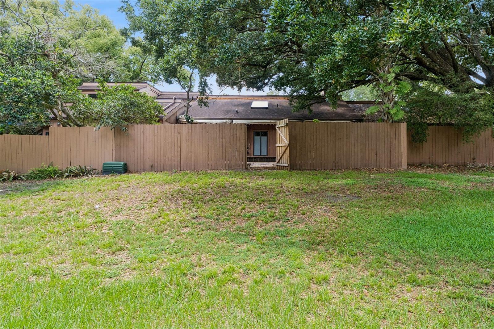 SPREADING OAK VILLAGE REV BLK B - Residential