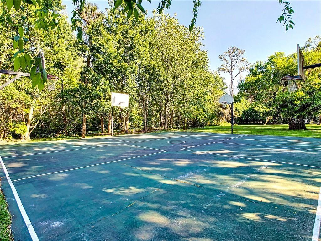 SPREADING OAK VILLAGE REV BLK B - Residential